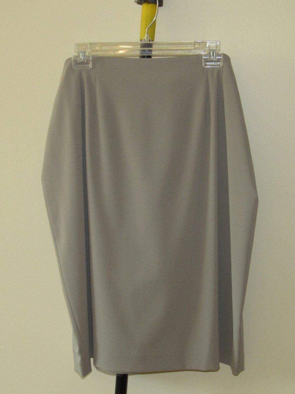Ladies Skirt, Size 20W, Olive